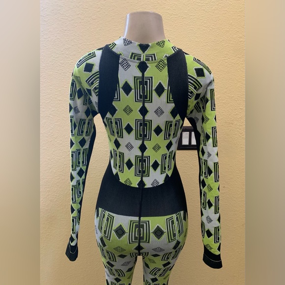 NWOT Free People Movement Size Medium Stars To Mars Long Sleeve Onesie - Picture 6 of 11